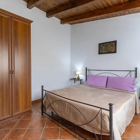 Apartman Lemalu Con Giardino *