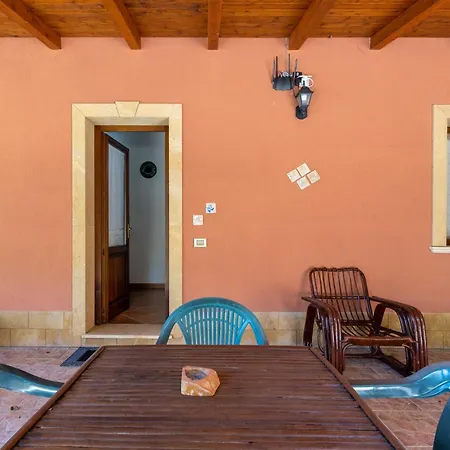 Apartman Lemalu Con Giardino